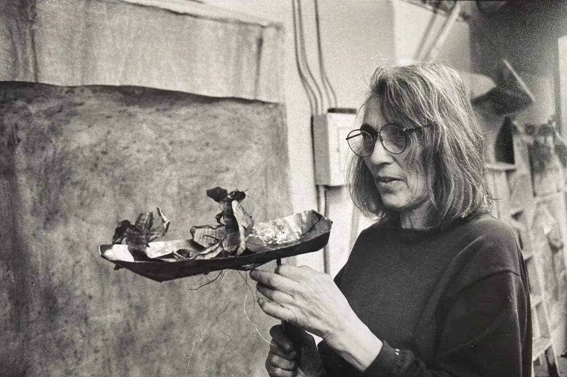 June Leaf: Pionera del Arte Femenino y Expresionista